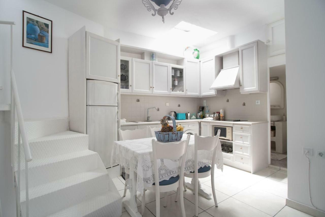 Homebase Парікія Екстер'єр фото